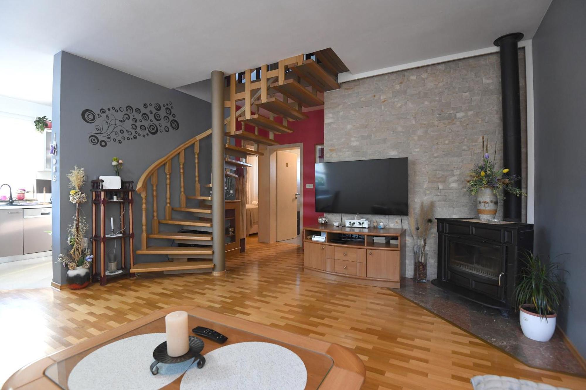 Villa Tinov Dvor Brisevo المظهر الخارجي الصورة